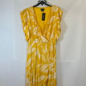 City Chic Yellow Tropical Leaf Print Hi-Low Faux-Wrap Maxi Dress Size 14 NWT